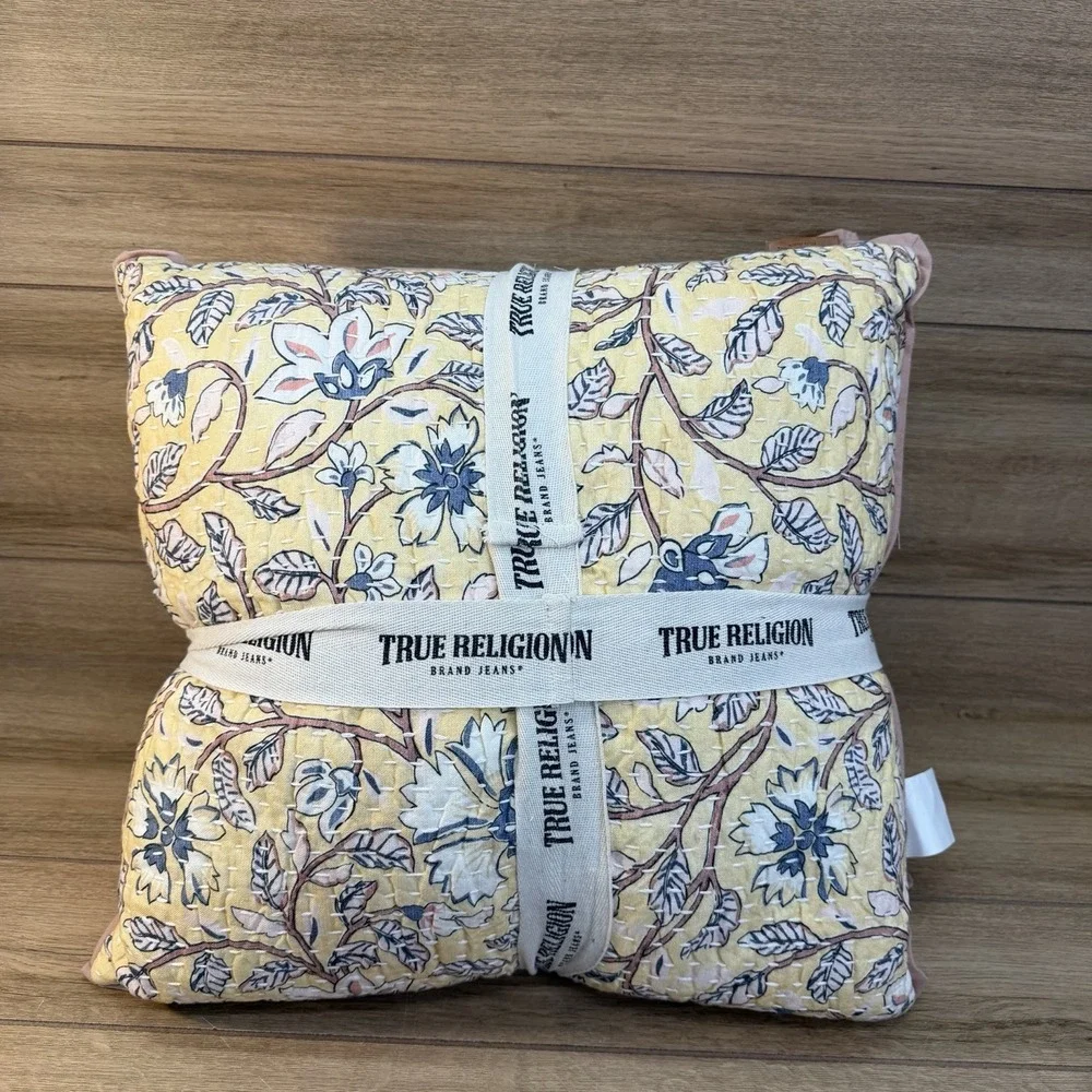 New True Religion Decorative Throw Pillow Set‎ Cotton Down Yellow Floral Boho